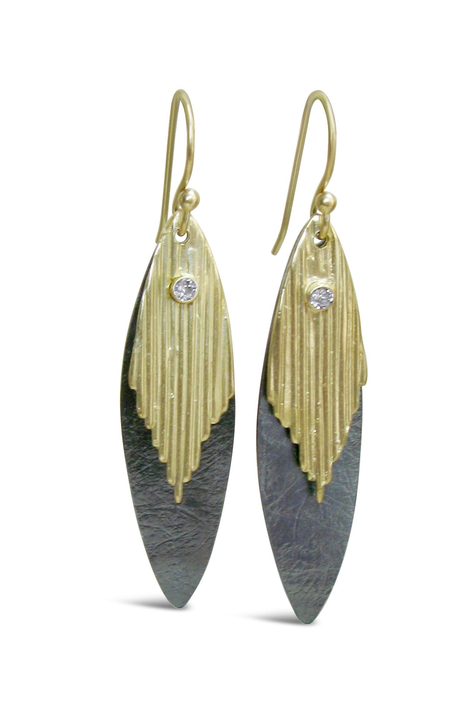 Ribbed Leaves Earrings