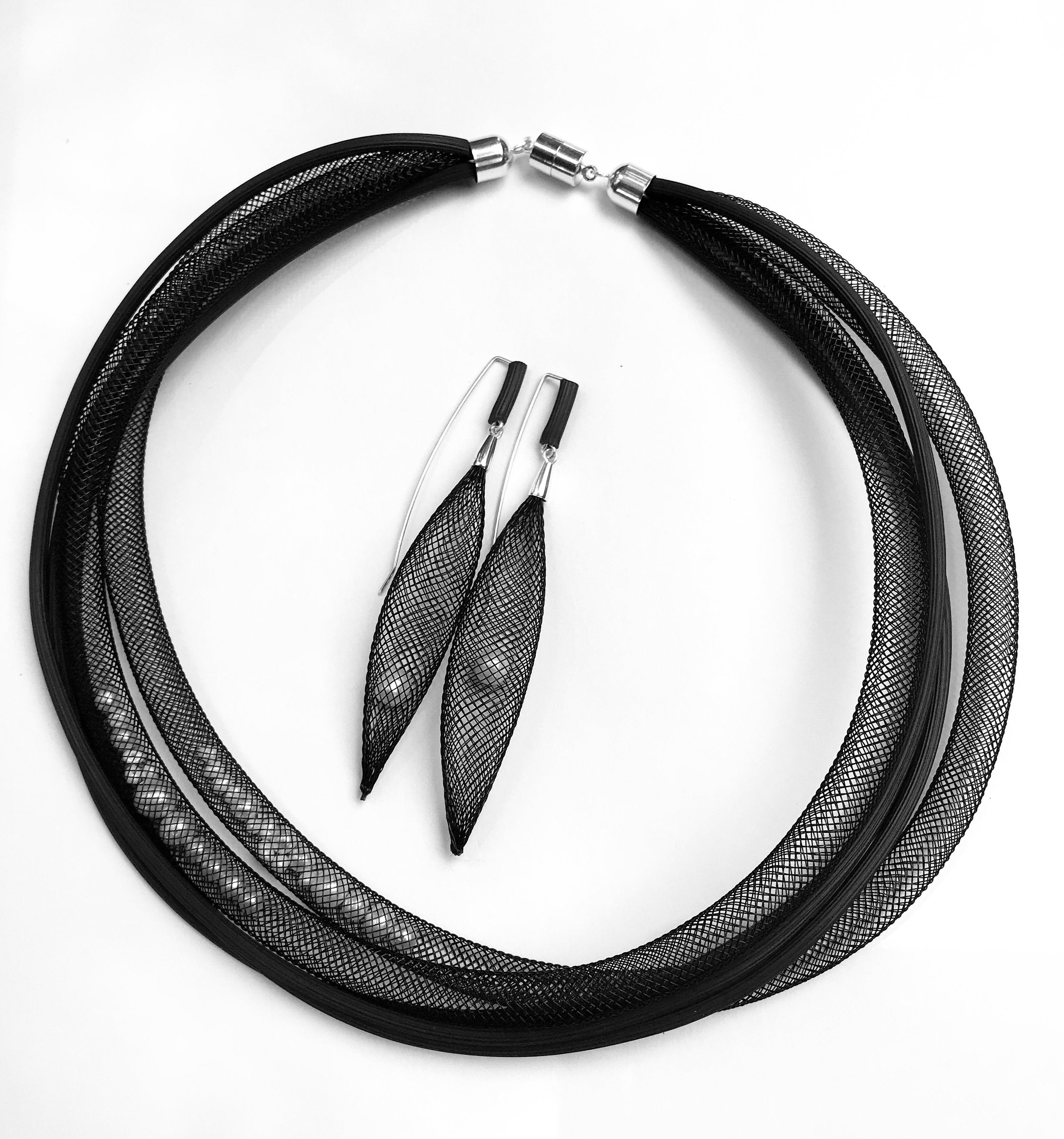 Textures and Pearls Necklace