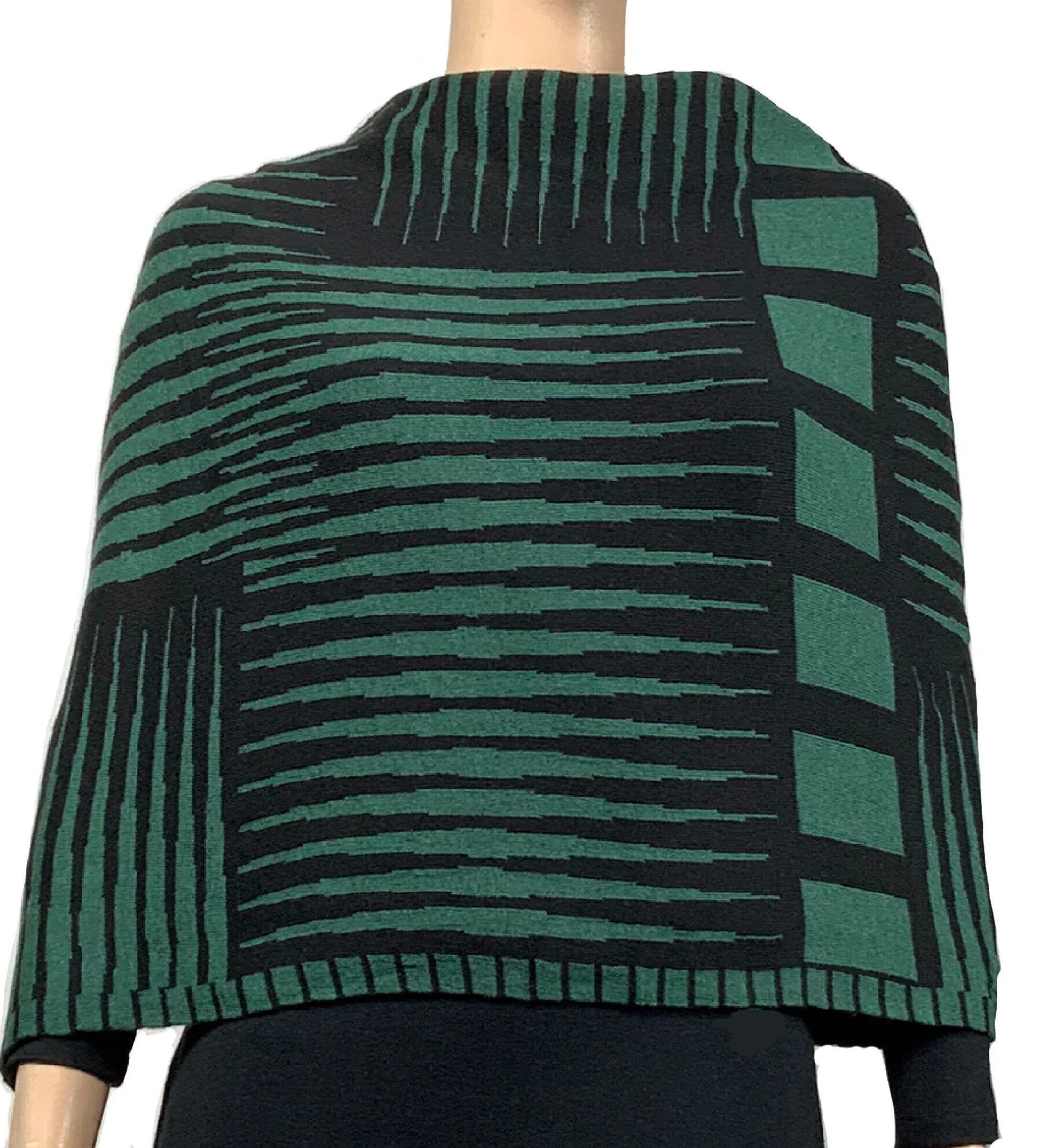 Tides Reversible Cotton Wrap