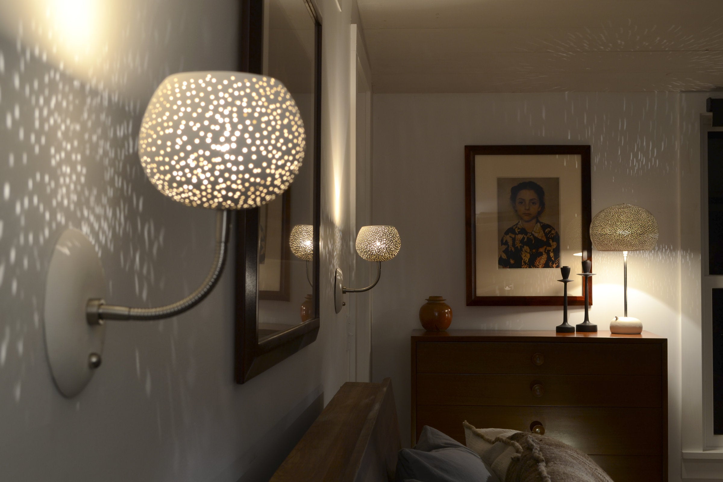 Claylight Egg Sconce