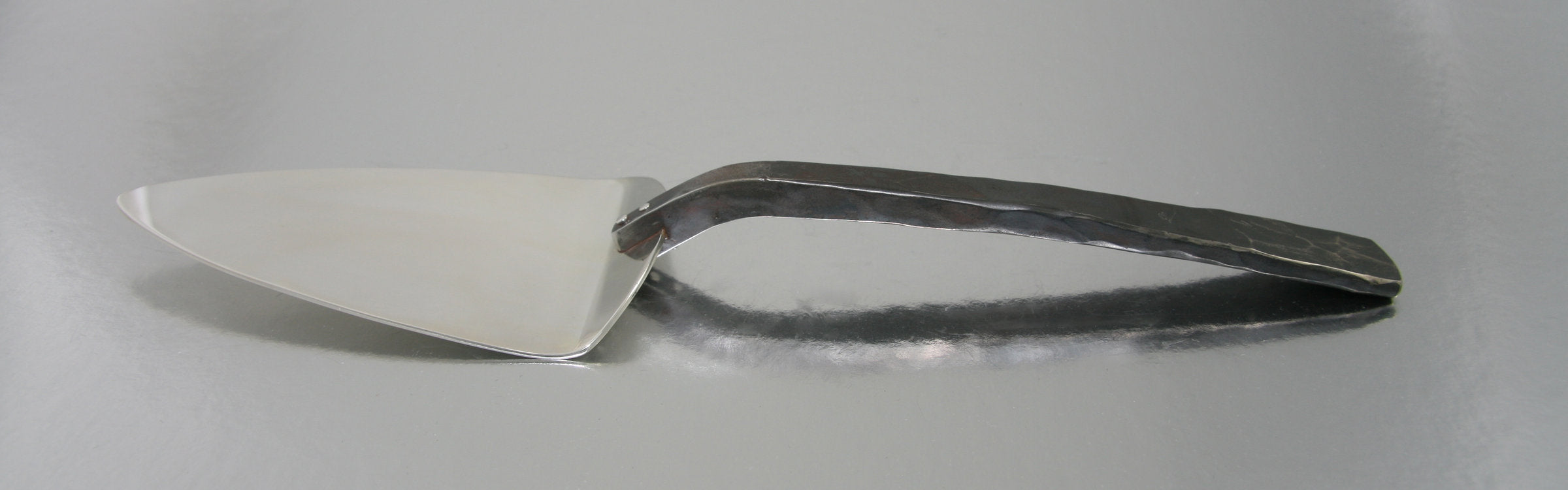 Craftsman Pie Server