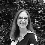 Adrienne Neszmelyi-Romano