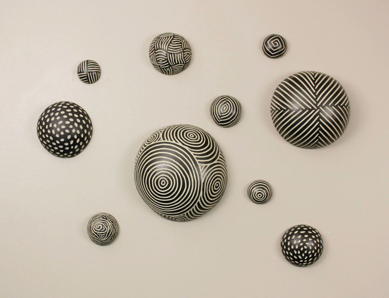 Random Pattern Wall Balls