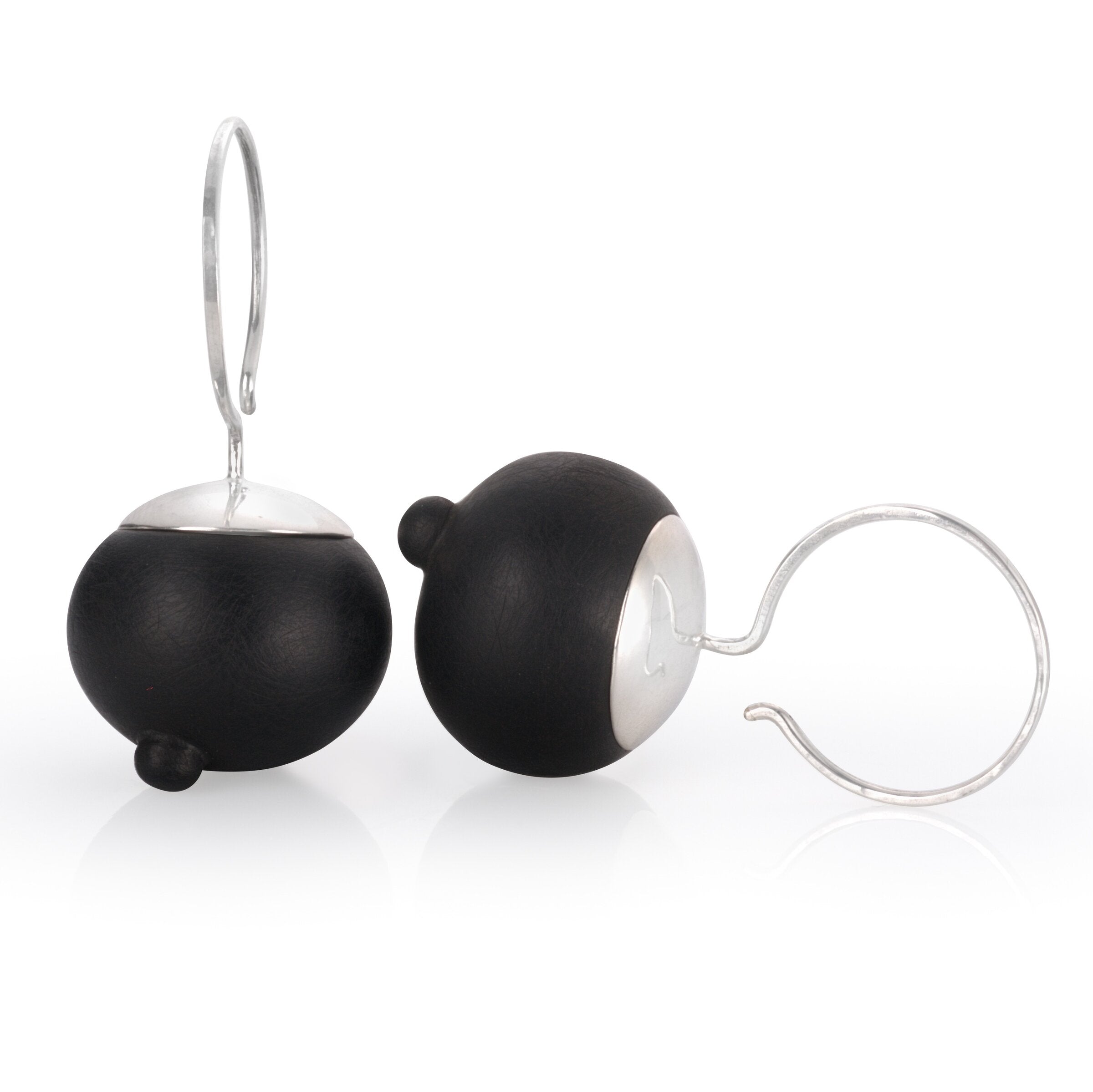 The Perfect Pair Dangles