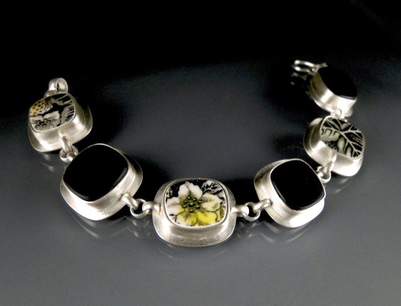 Meadow and Black Glass Bracelet