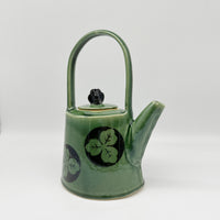 Rocking Tea Pot
