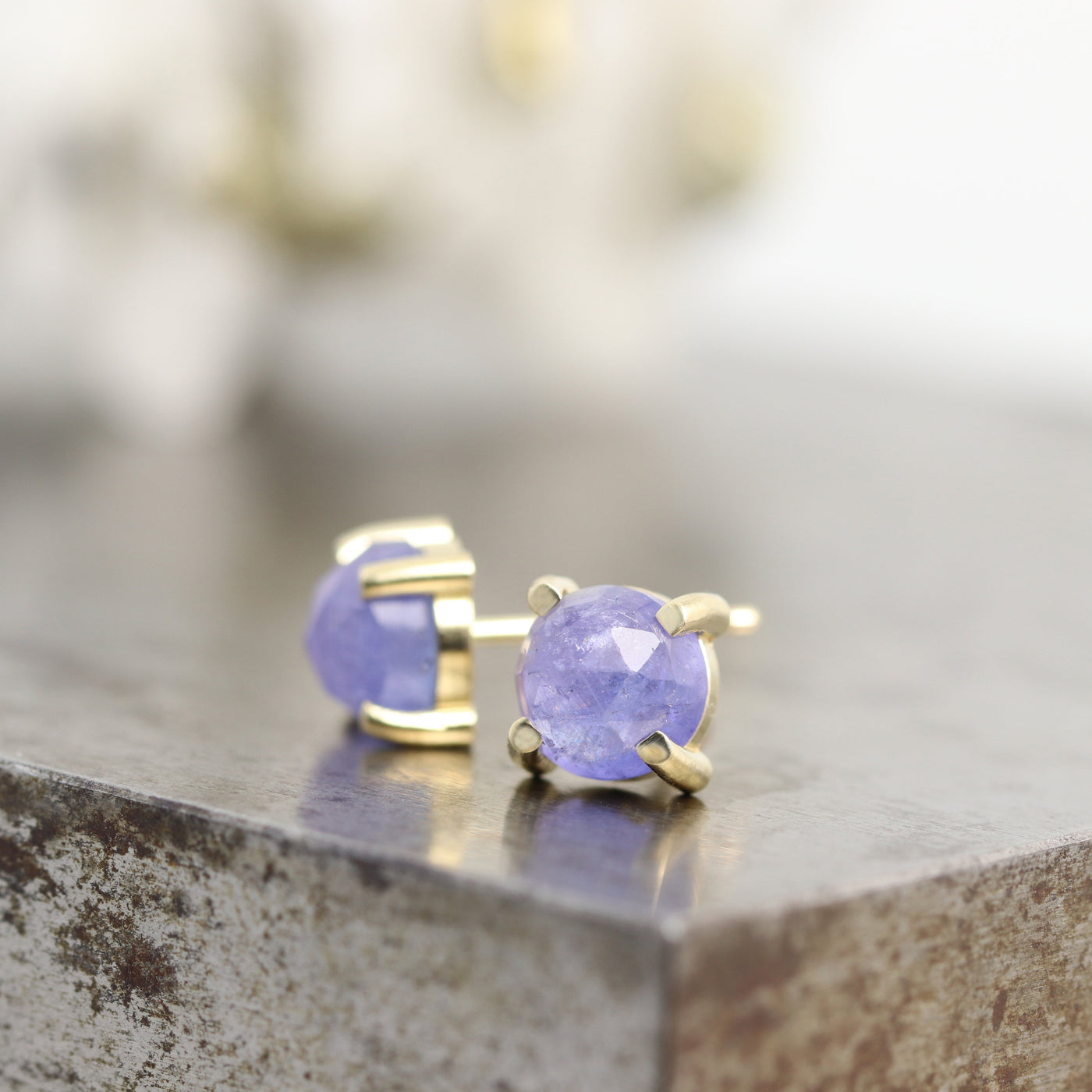 14k Yellow Gold and Tanzanite Stud Earrings