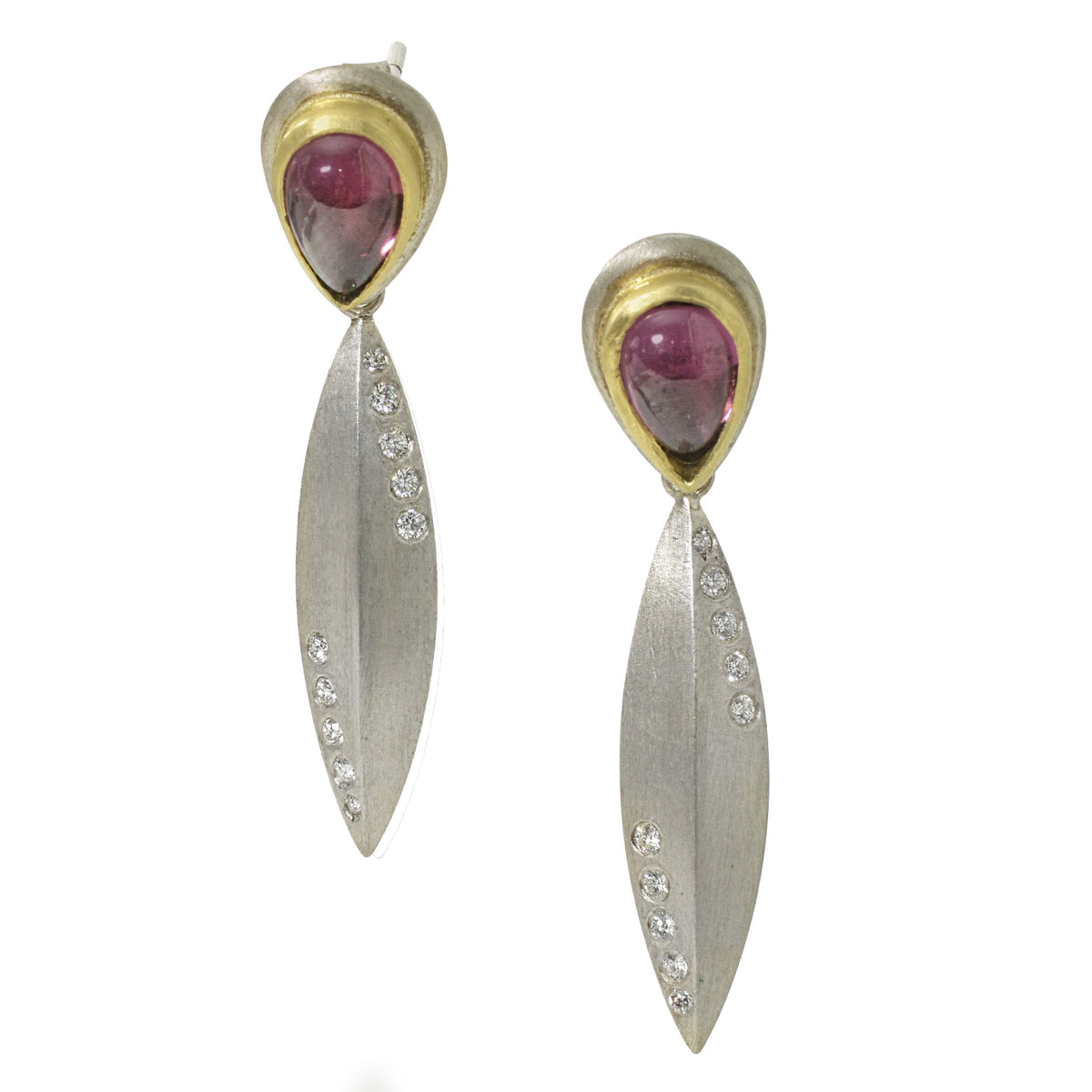 Garnet Allonge Earrings