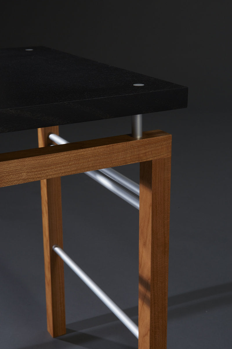 U Side Table