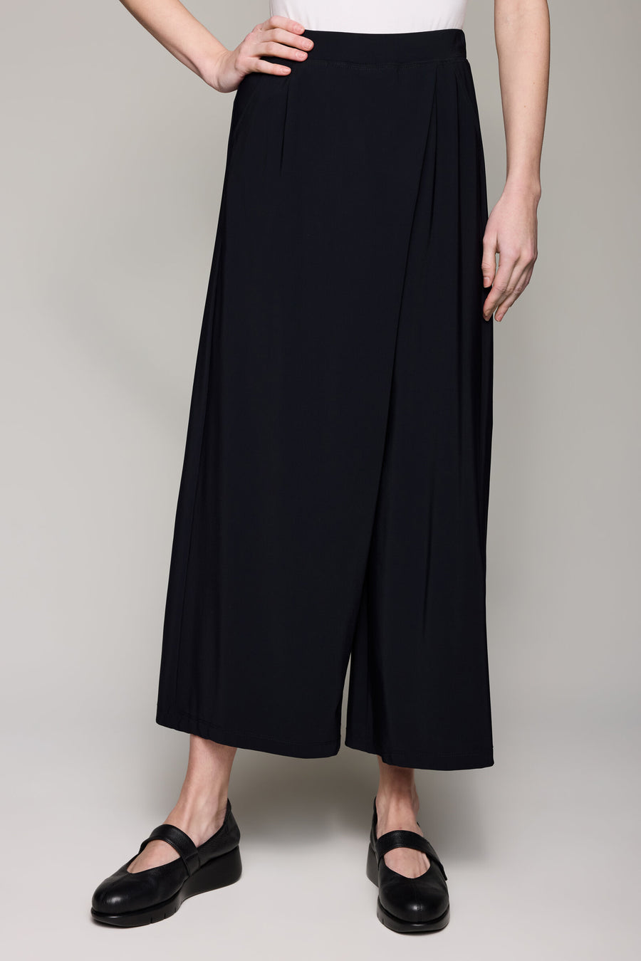 Techno Wrapfront Pant