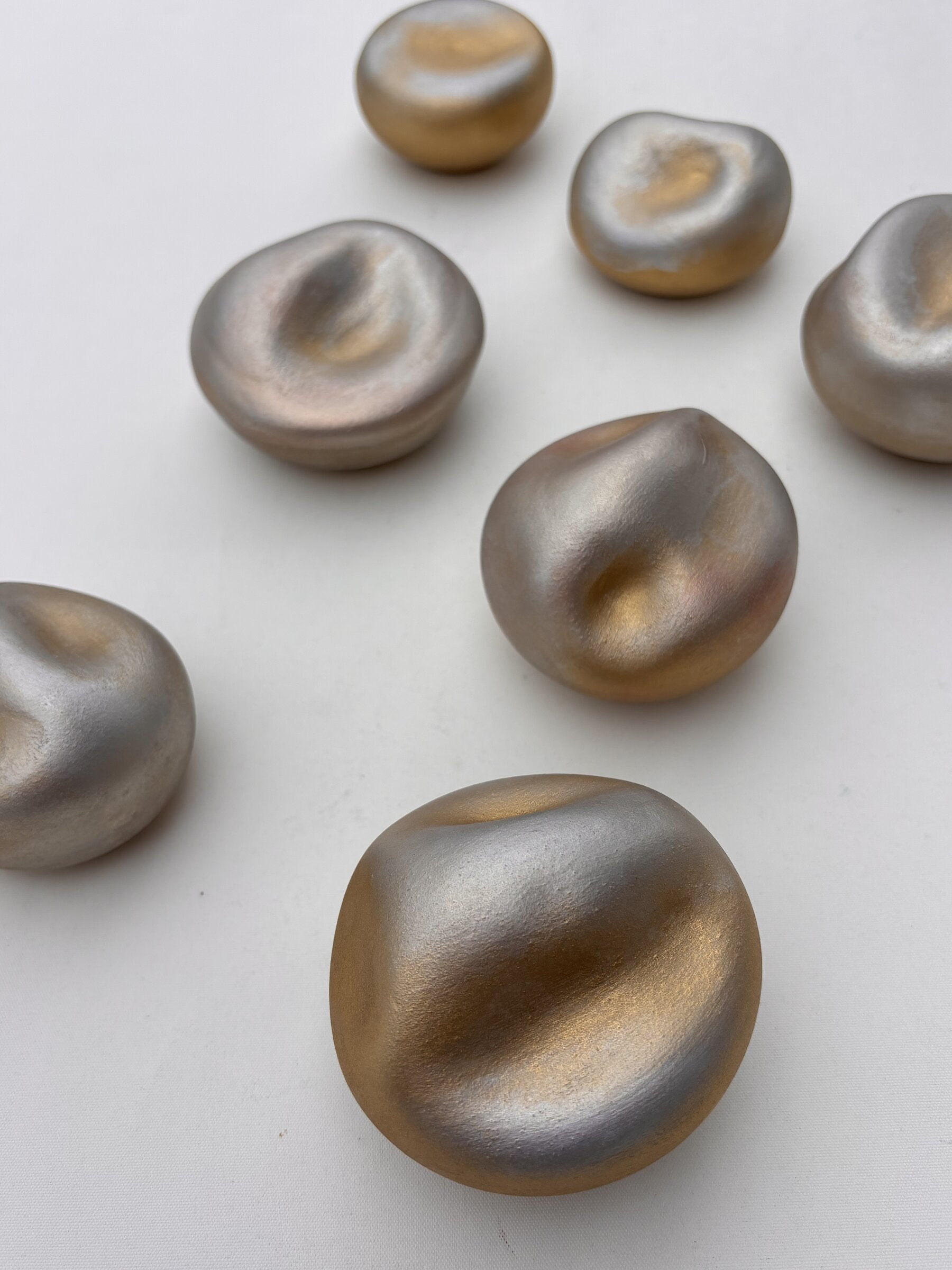 Pearls on the Wall Set