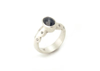 Scallop Ring with Australian Spinel