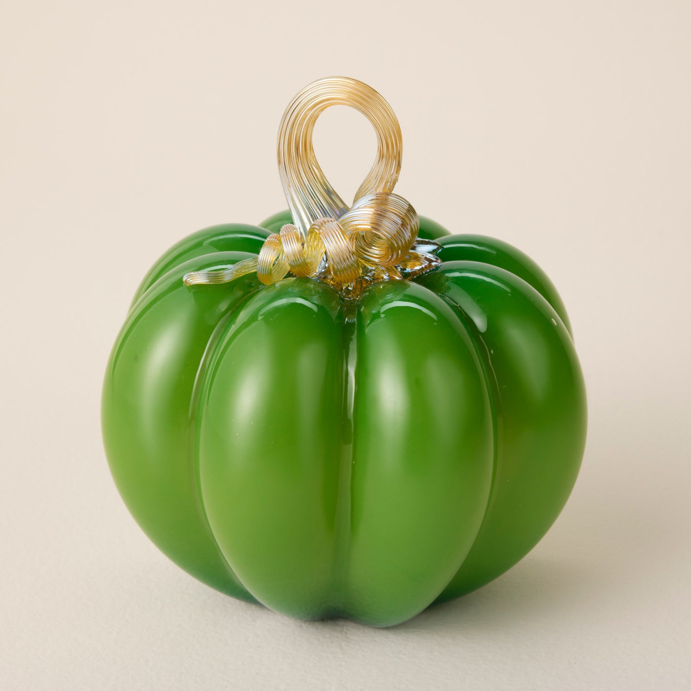 Tarragon, Medium