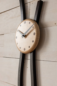 Squirrelly Clock