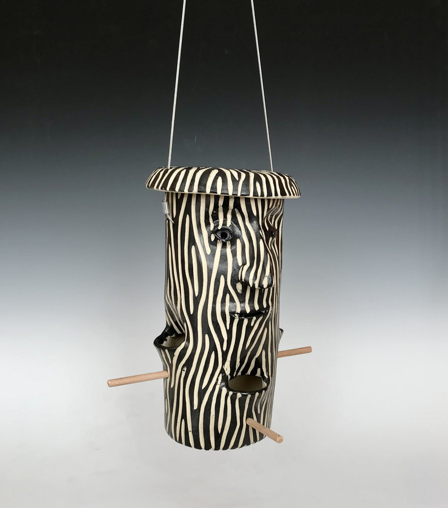 Woodgrain Face Bird Feeder