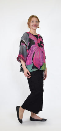 Graphic Turnaround Top