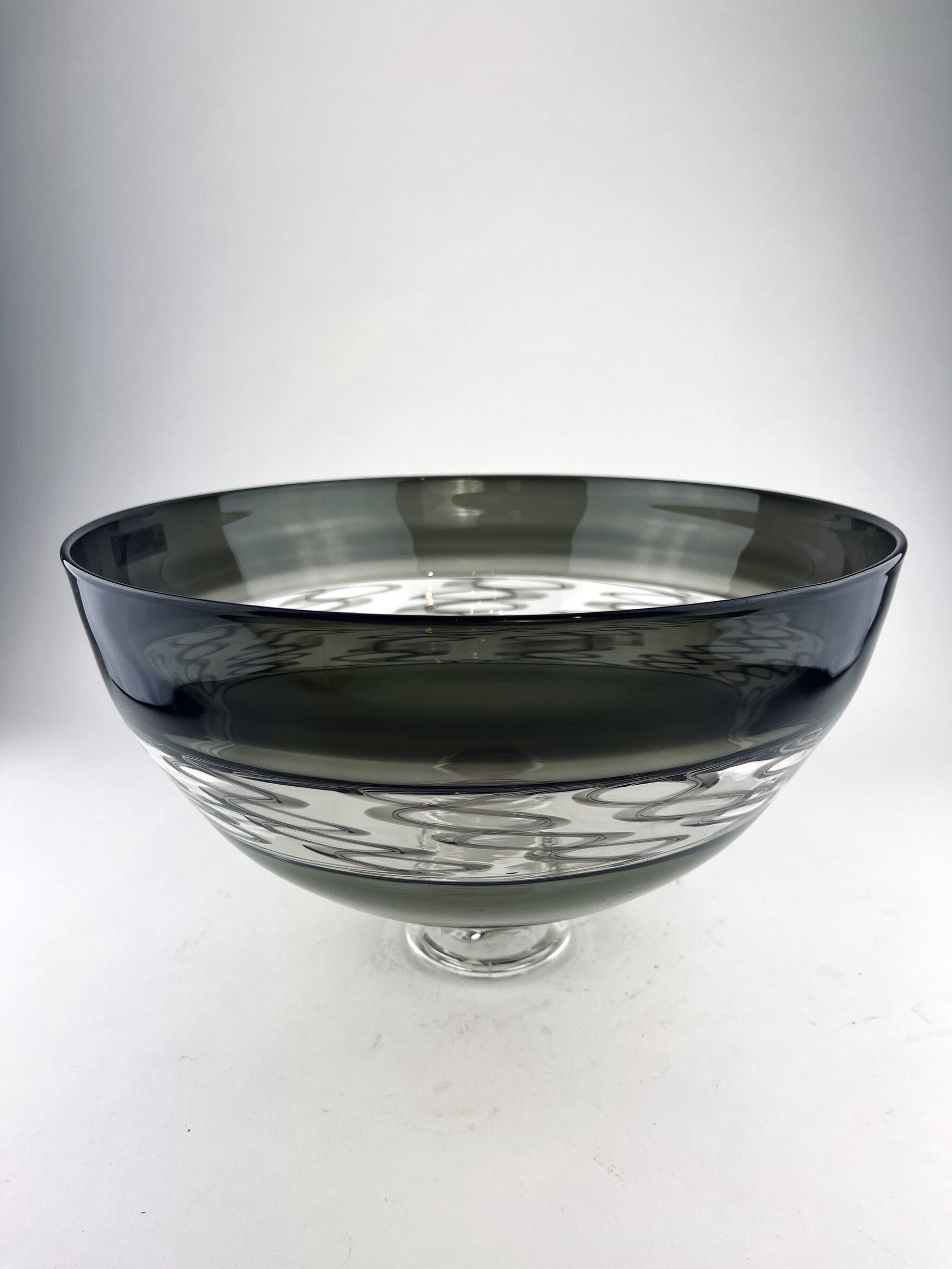 Grey Encalmo Bowl with Swirling Cane