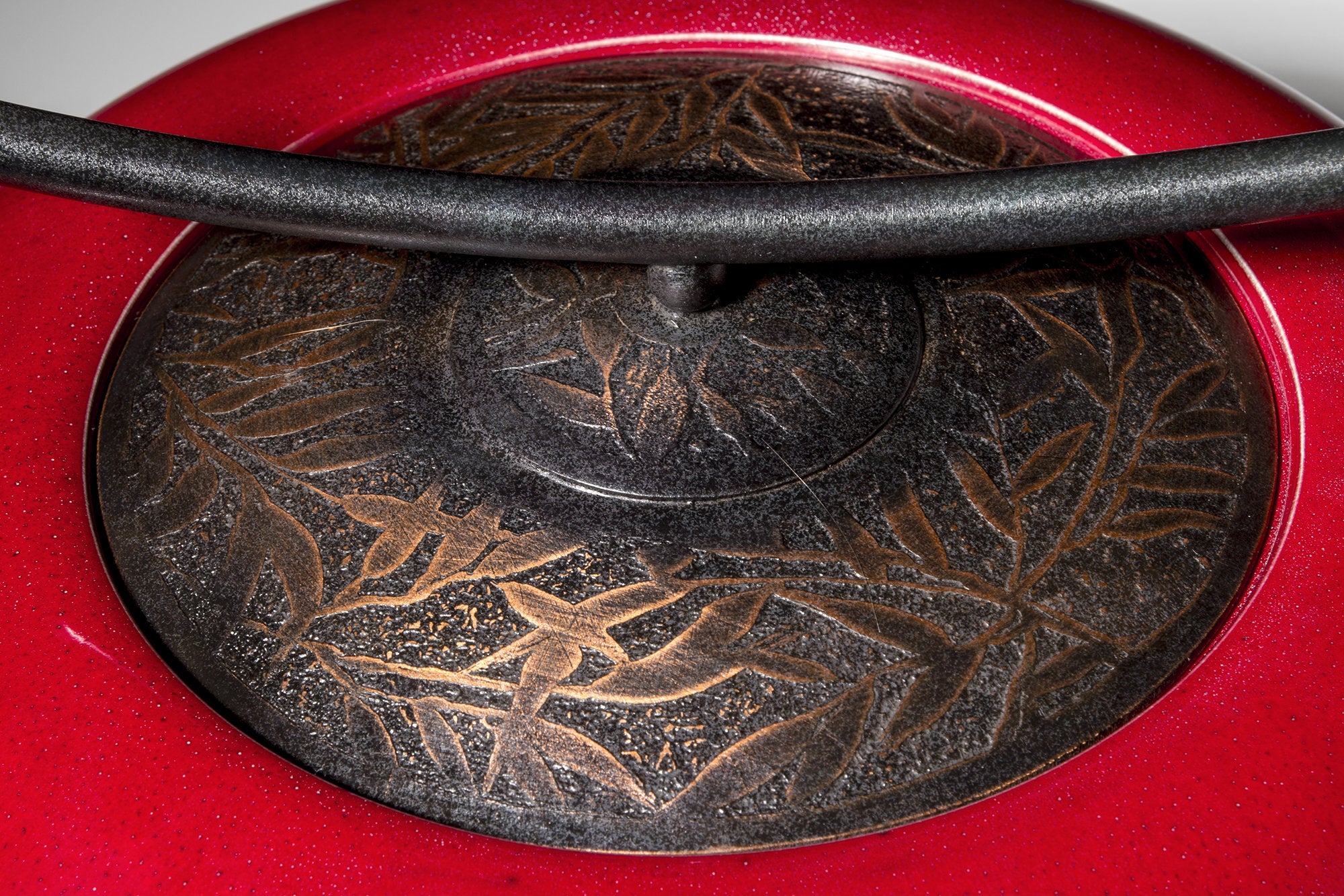 Leaf and Vine Vessel