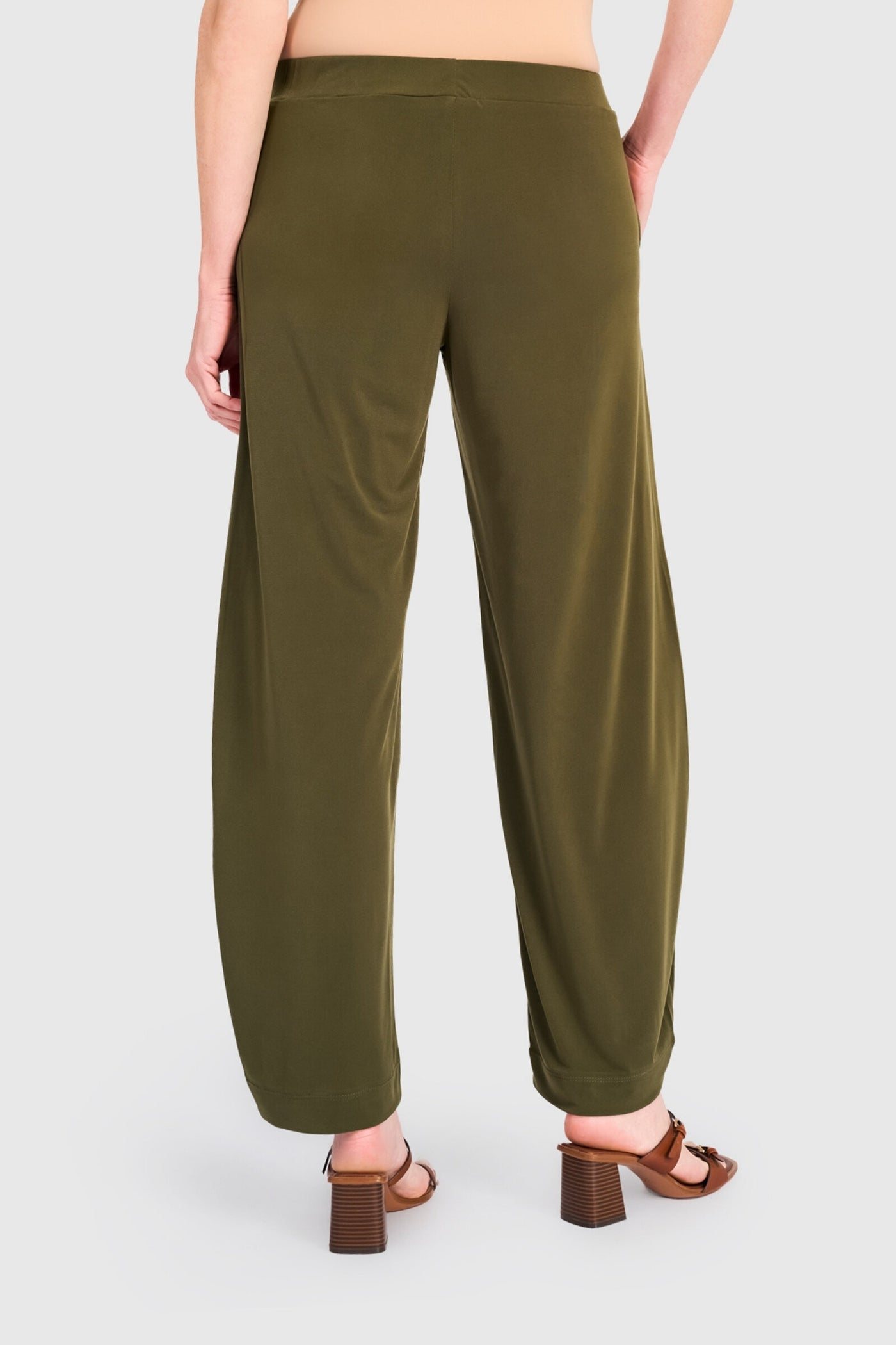 Essential Slinky Flow Pants