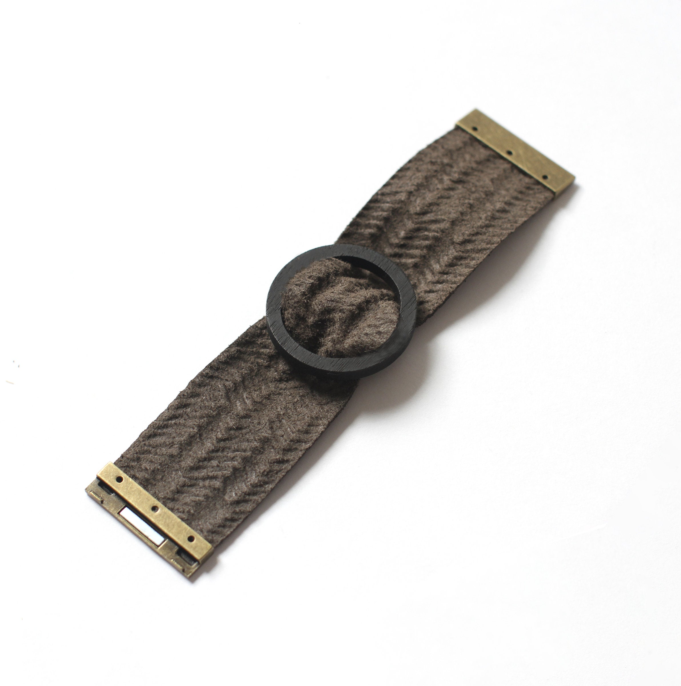 Split Circle Wrap