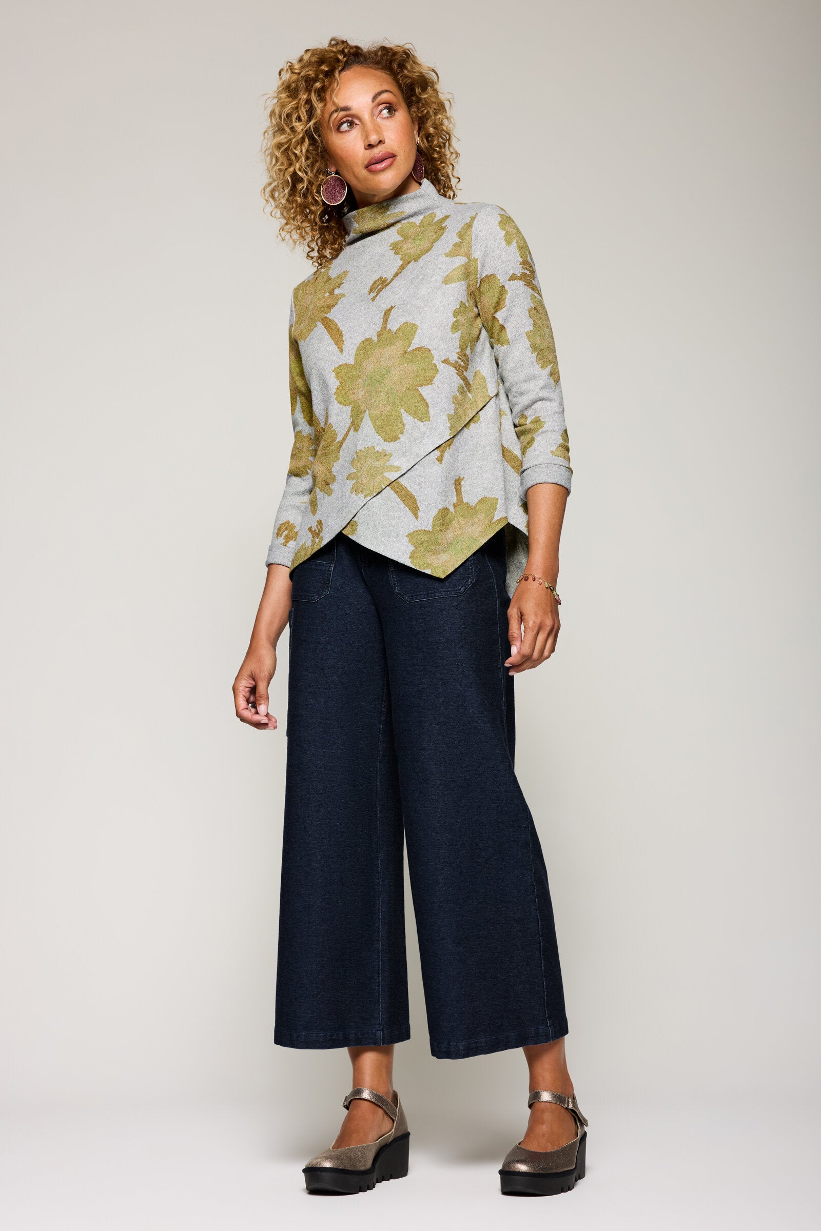 Gold Shadow Floral