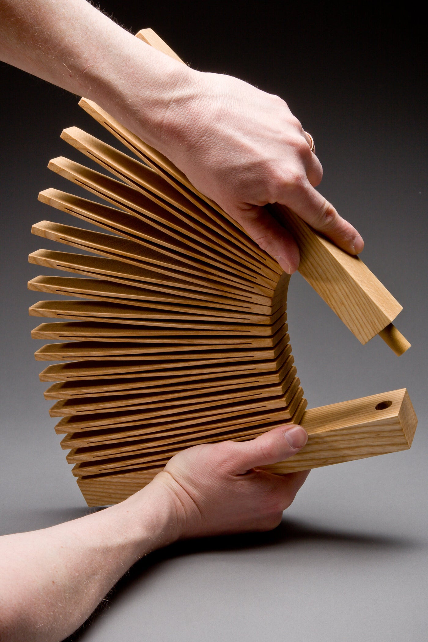 Abanico Bookend