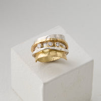 Slim Ran Ring with 3 Diamonds