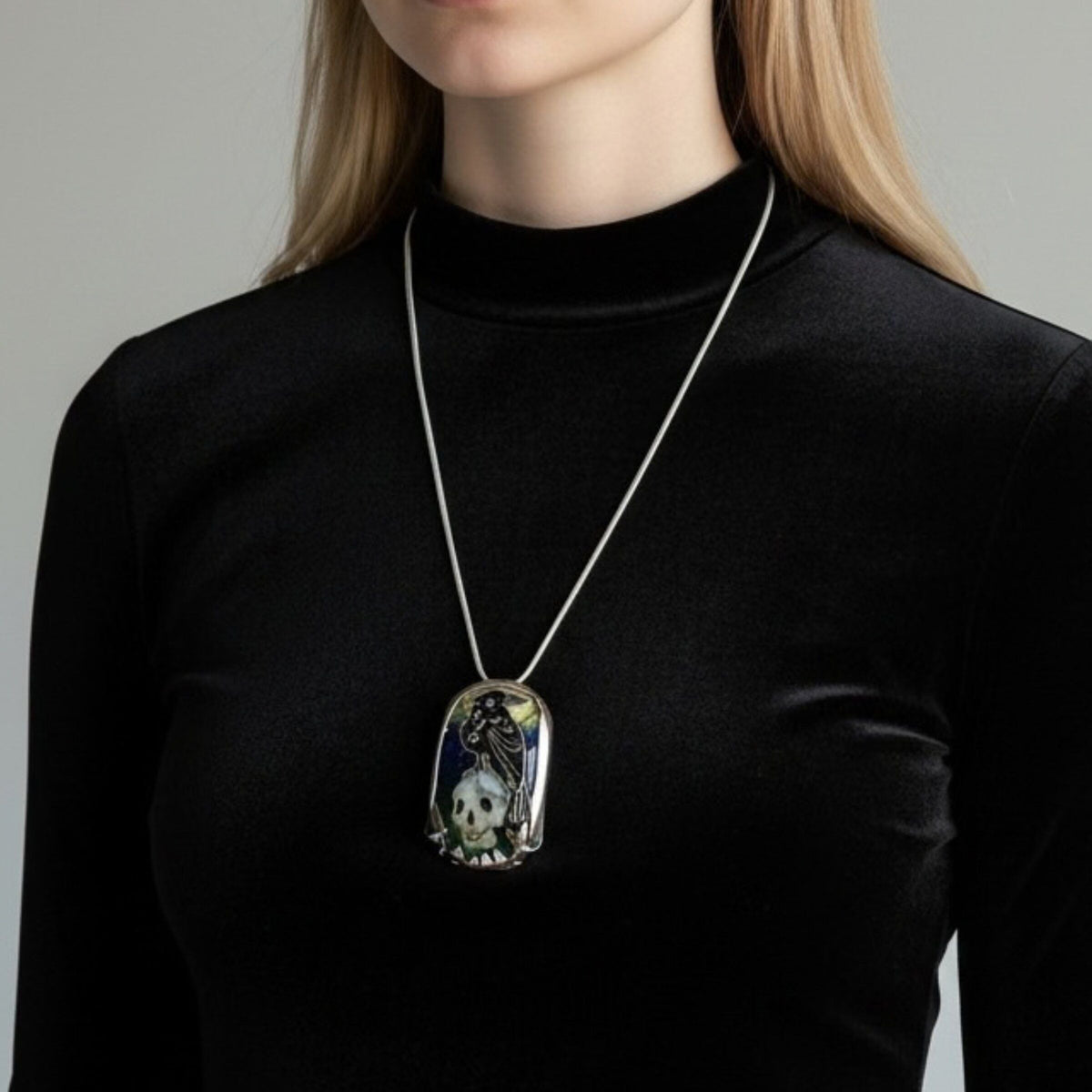 Dark Oracle Pin & Pendant