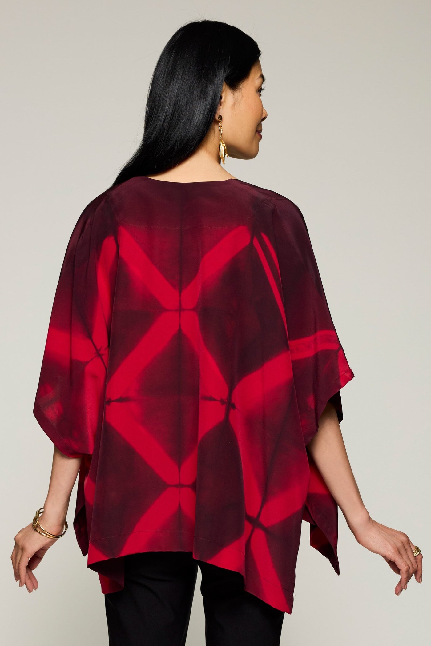 scarlet/black