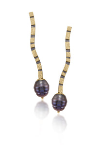 black ring pearl