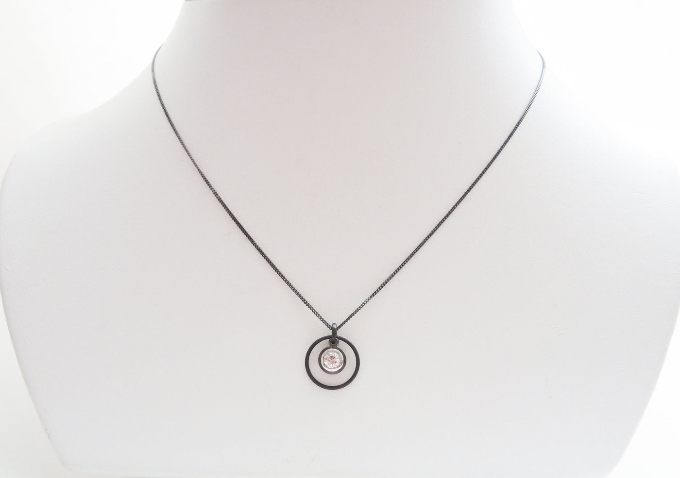 Simplicity Circle Pendant Necklace