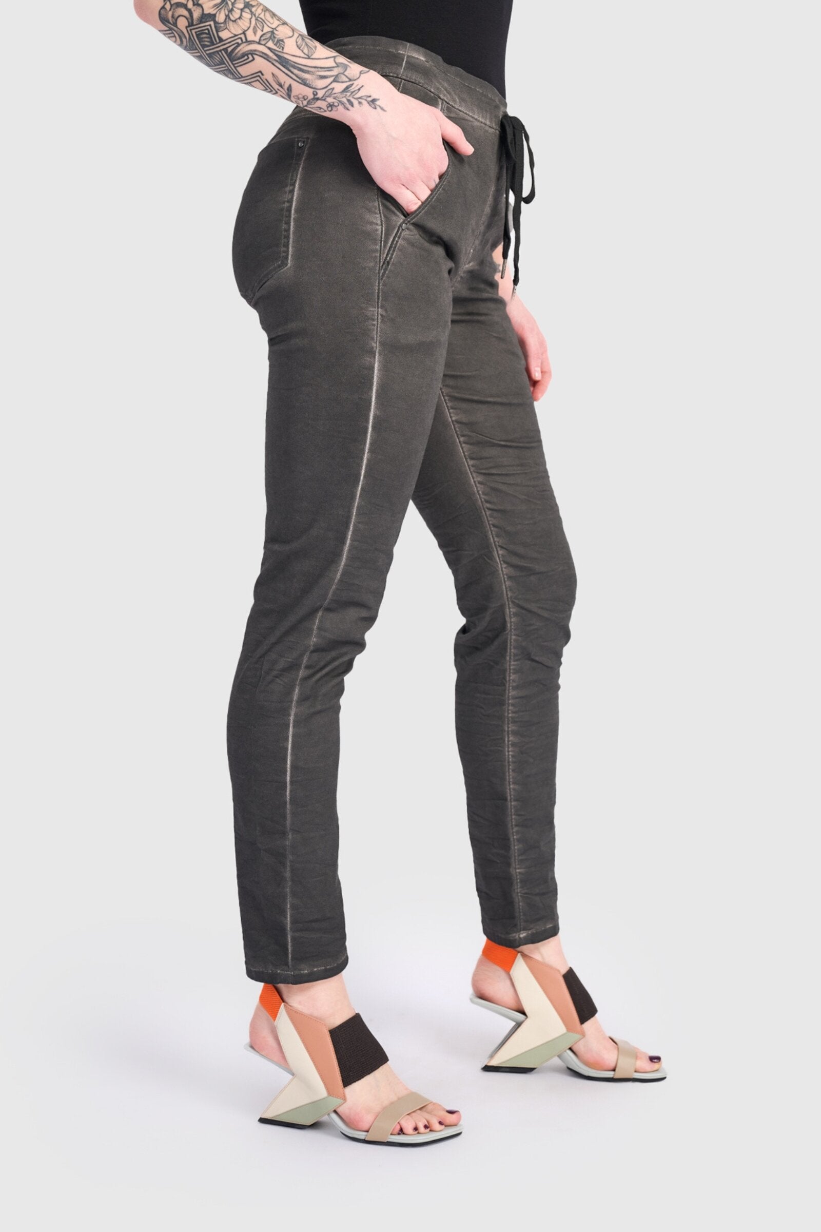 Washed Steel Ventura Drawstring Pant