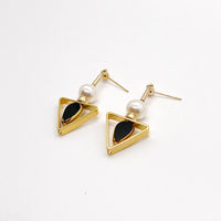 Triangle & Pearls Earrings
