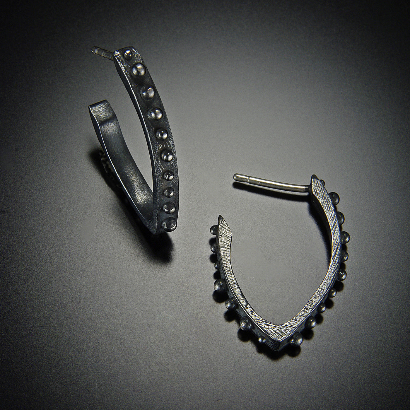 Bumpy V Hoop Earring
