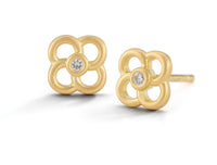 Scribble Pansy Stud Earring