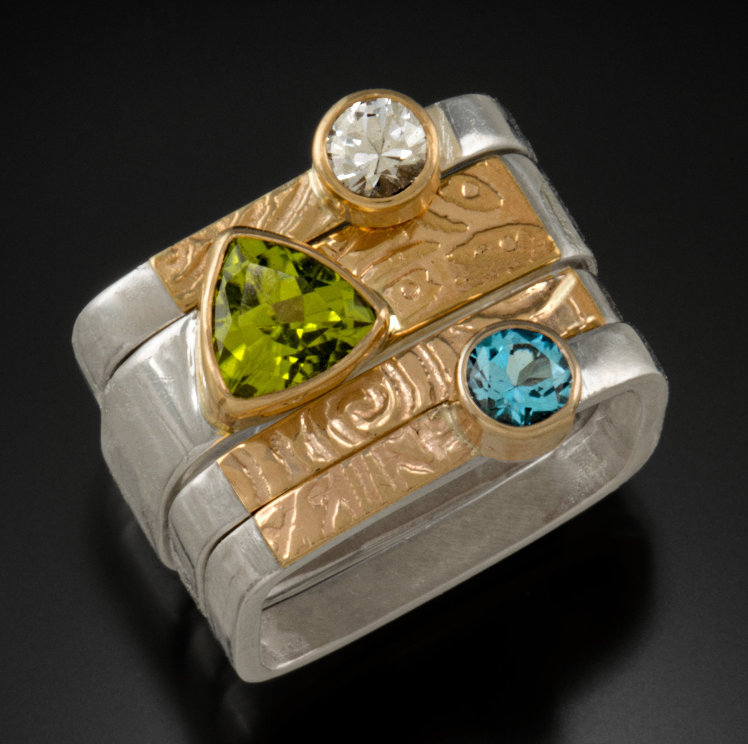 Stackable Square Rings