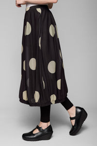 Black/Stone Dot Print