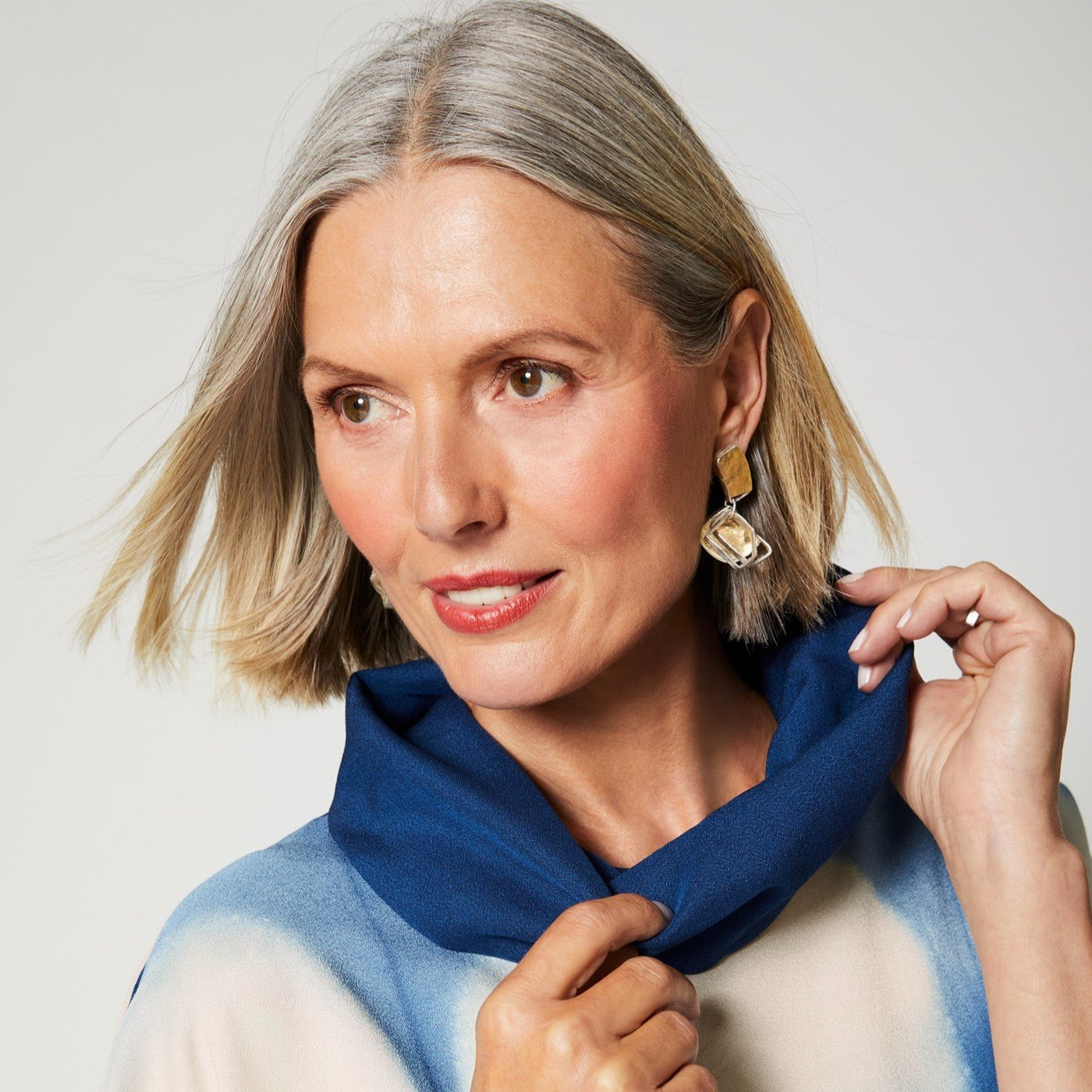 Bouncing Links Earrings III