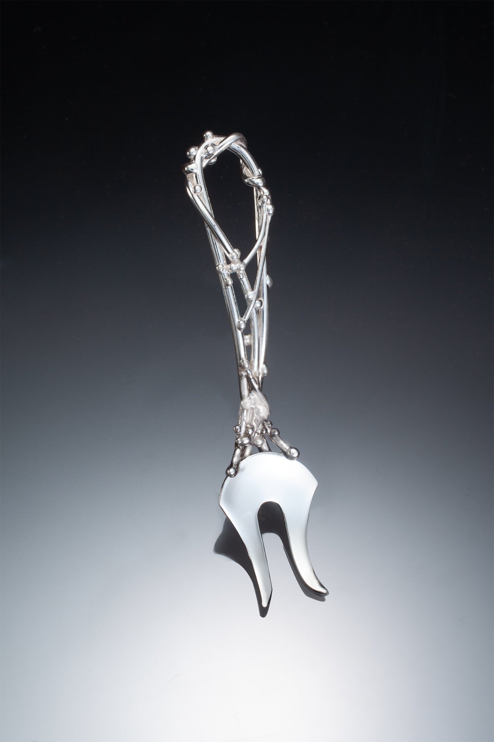 Winding Vine hors d'oeuvre fork | Photo by Ralph Gabriner