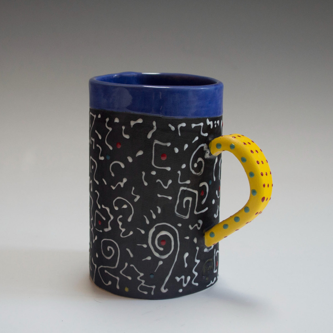 Tall white squiggle mug