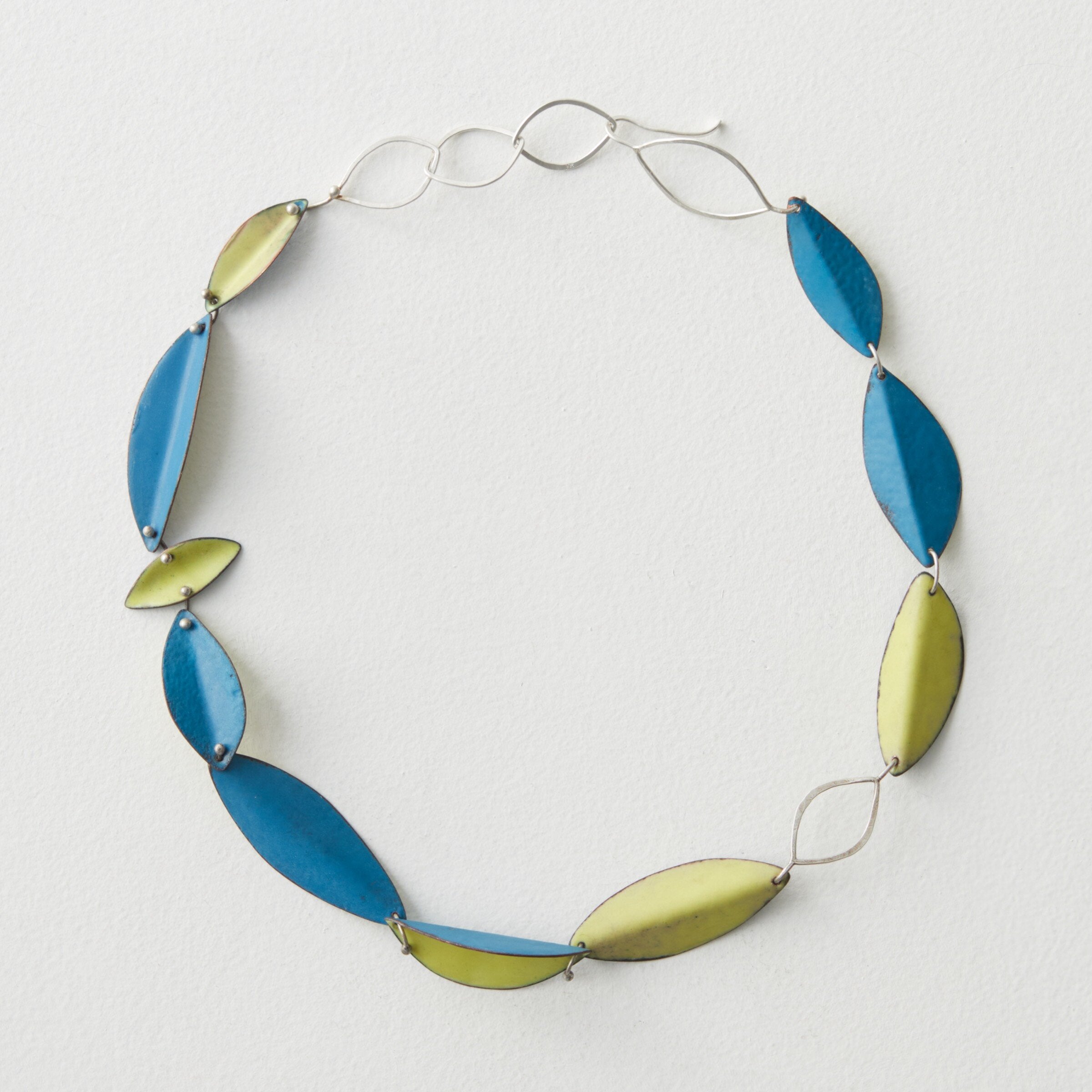 Folded Leaf Chain Necklace