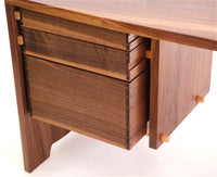 Tairone Desk