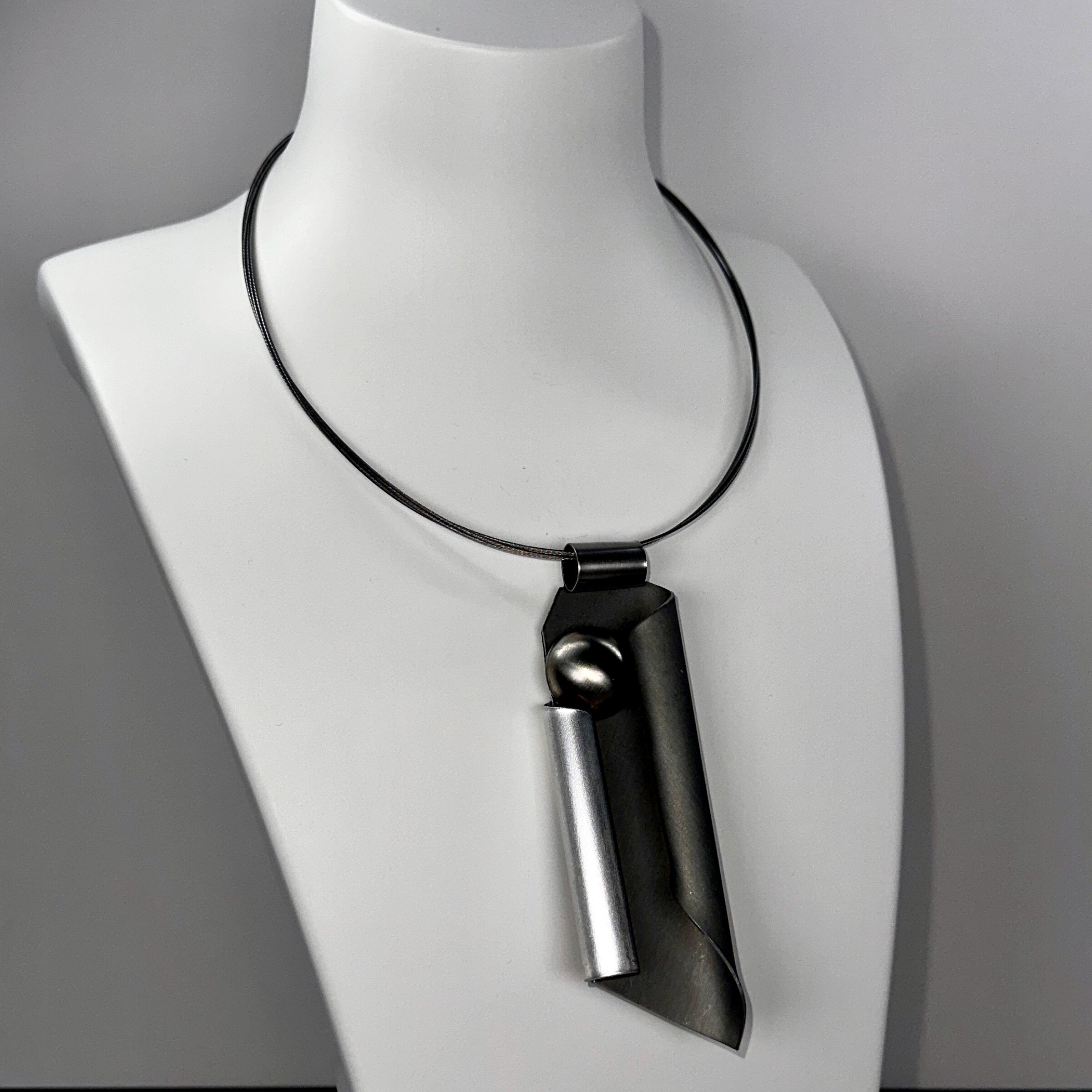 On a Roll Necklace