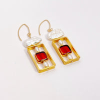 Art Pearl Earrings