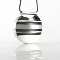 Variagated Striped Round Pendant