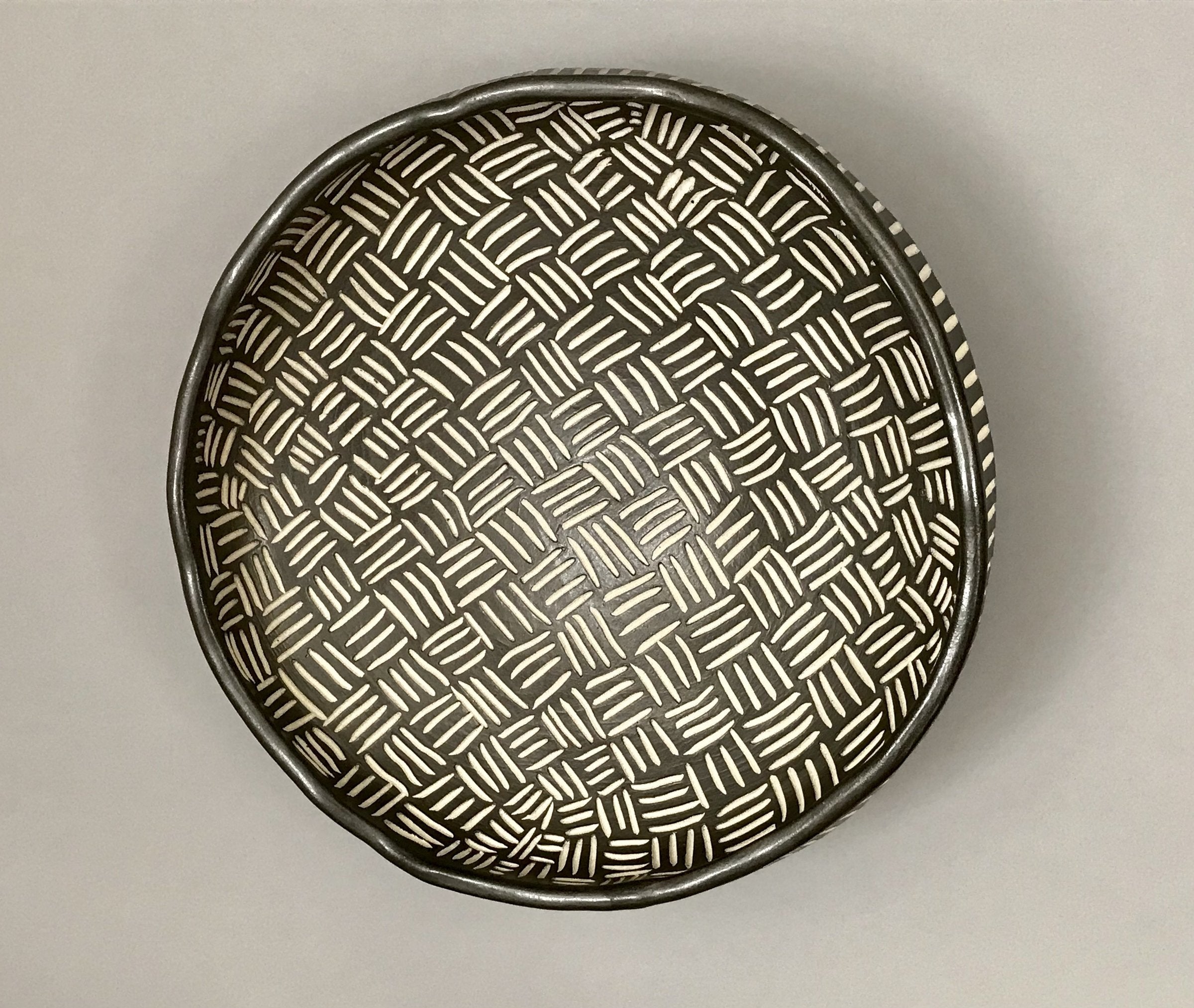 Woven Pattern Wall Bowl