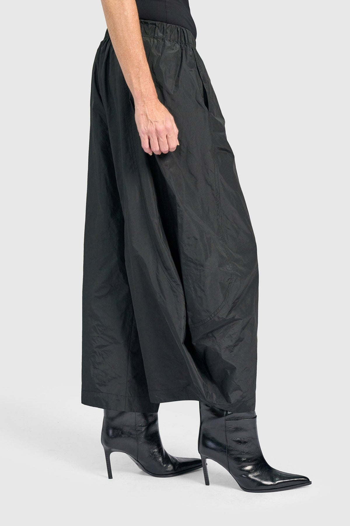 Balloon Swish Pant