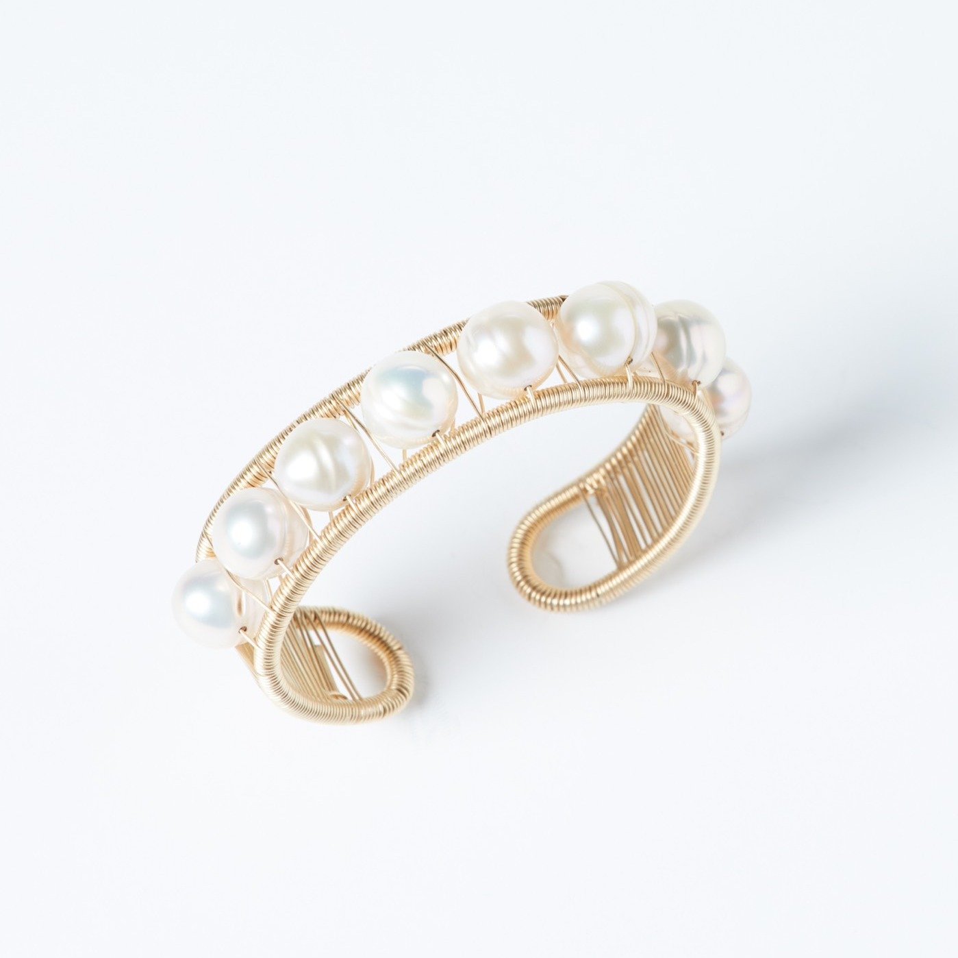 Big Round Pearls Cuff