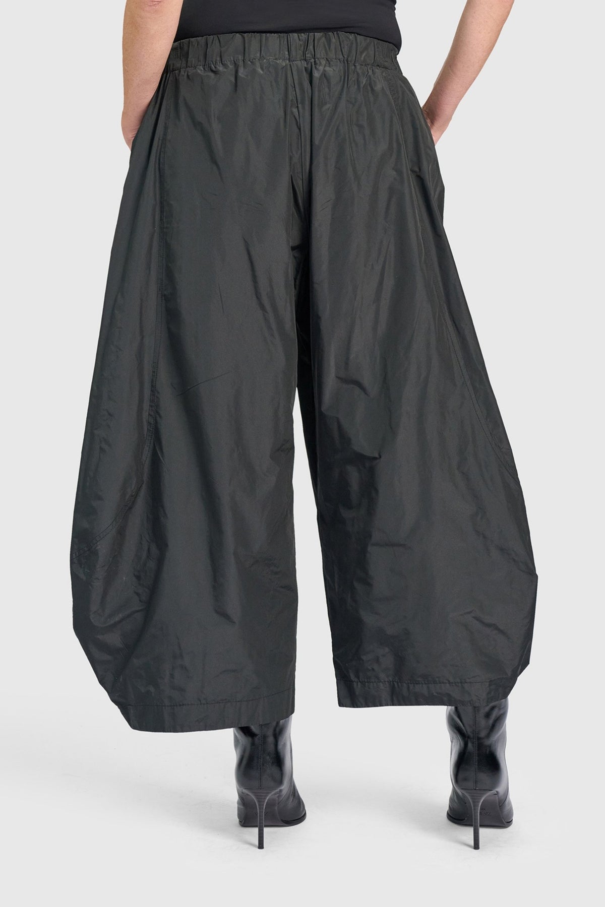 Balloon Swish Pant