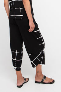 Black/White